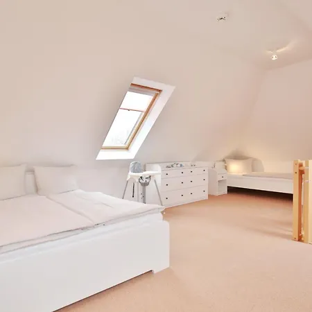 Haus Ostseeallee 60 * Niendorf (Timmendorfer Strand)