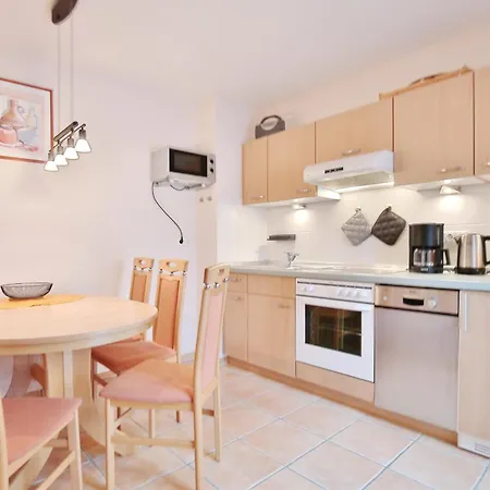 Haus Ostseeallee 60 *