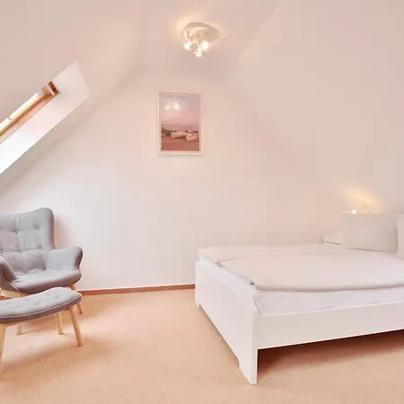 Haus Ostseeallee 60 Apartment *